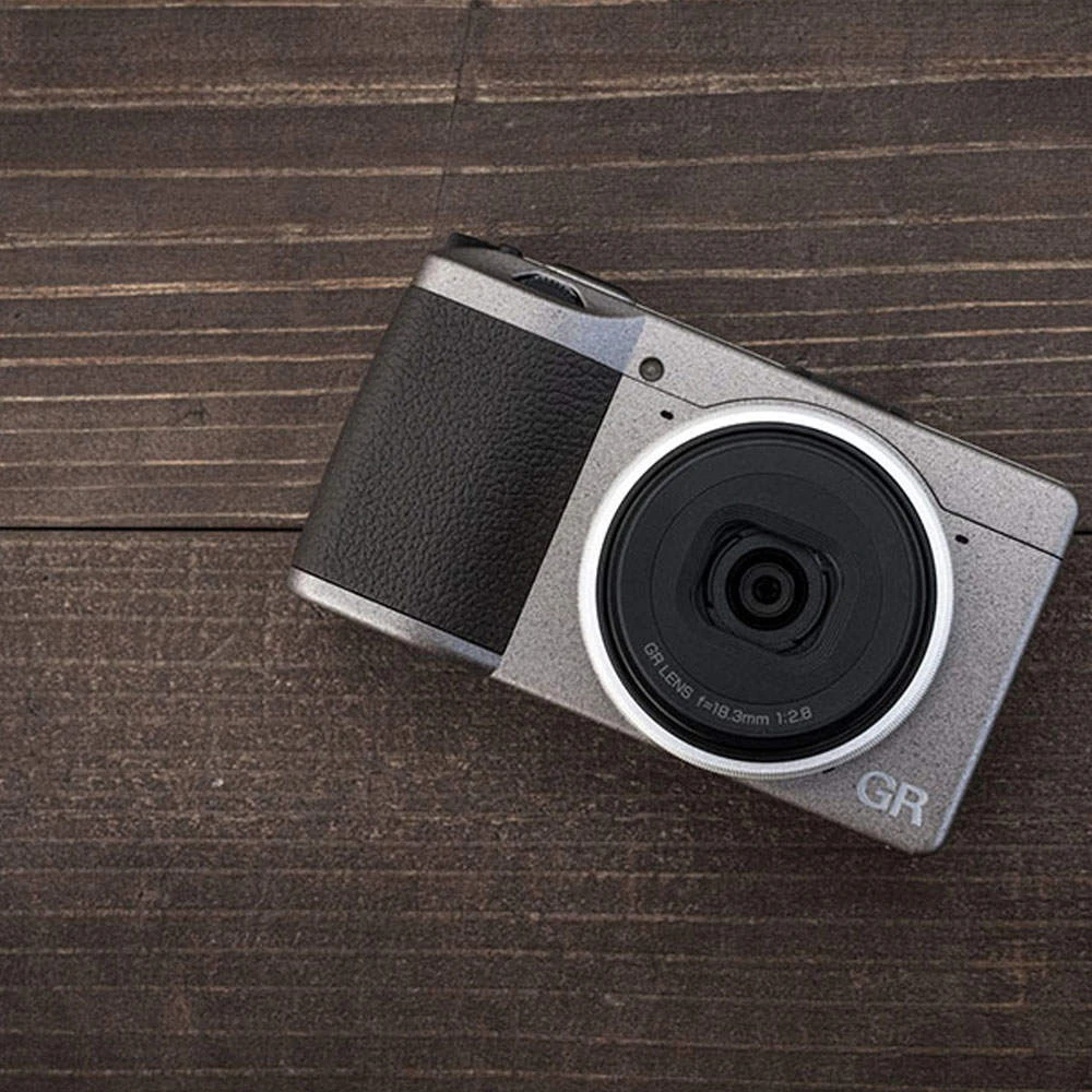 Ricoh GR III Diary Edition Compact Camera 4 Ricoh GR III Diary Edition Compact Camera - Image 4