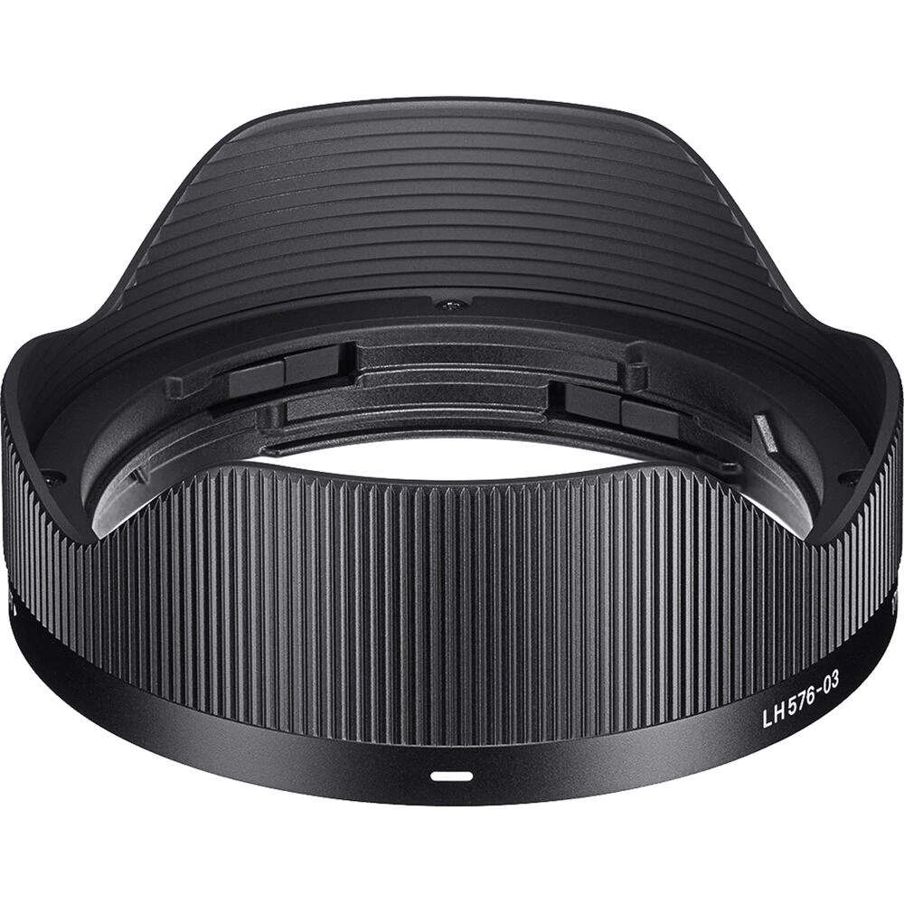 Sigma 17mm F4 DG DN Contemporary Lens - Sony E Mount 4 Sigma 17mm F4 DG DN Contemporary Lens - Sony E Mount - Image 4