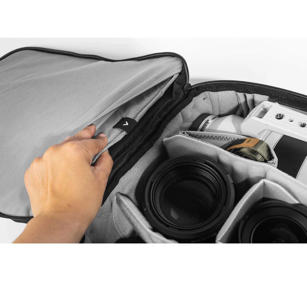 Peak Design Camera Cube V2 Large 4 Peak Design Camera Cube V2 Large - Image 4