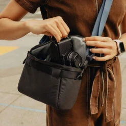 Peak Design Camera Cube V2 X-Small -Camera Gear Store BCC XS BK 2 4