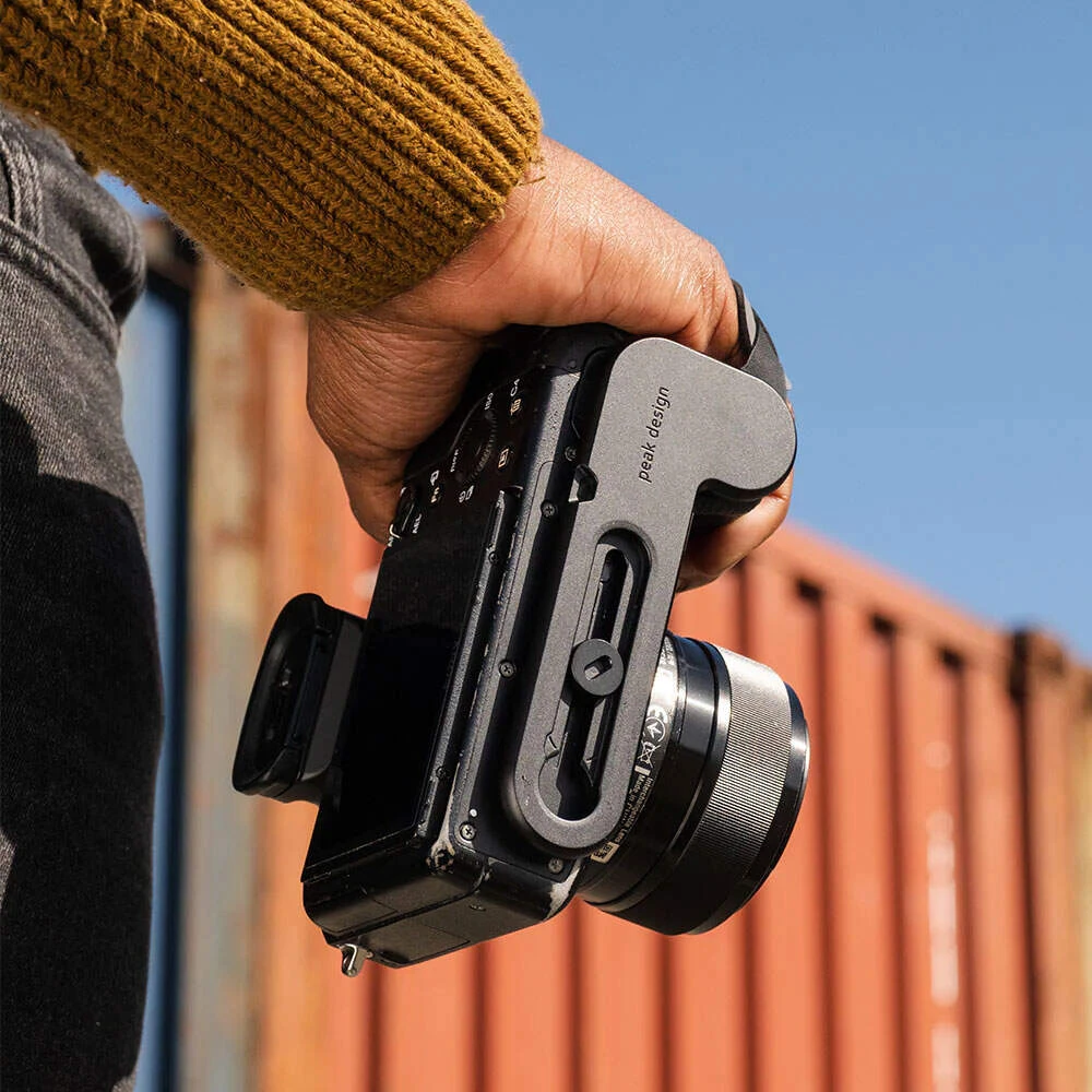 Peak Design Micro Clutch - L Plate 4 Peak Design Micro Clutch - L Plate - Image 4