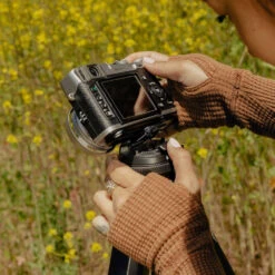 Peak Design Micro Clutch - I Plate -Camera Gear Store MC S 1 5