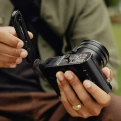 Peak Design Micro Clutch - I Plate -Camera Gear Store MC S 1 6