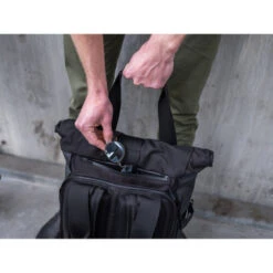 WANDRD PRVKE 41 Photo Bundle V3 - Black 11 WANDRD PRVKE 41 Photo Bundle V3 - Black -Camera Gear Store PK41 BK PB 3 5