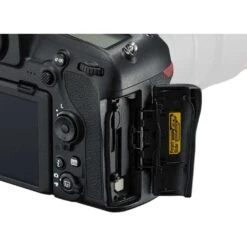 Nikon D850 Camera -Camera Gear Store VBA520AE 5